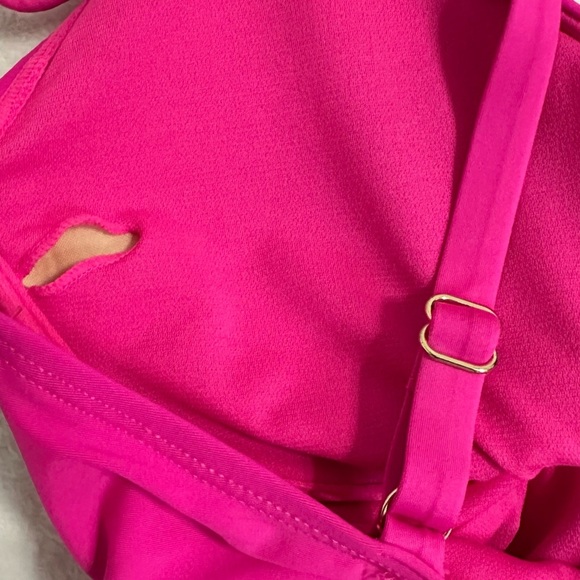 Essentials by CATALINA  Pink One Piece Swimsuit with Ruched Bodice Size M (8-10) - Picture 9 of 9